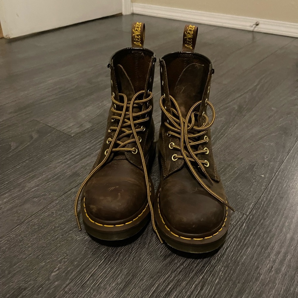 Like New! Dr Marten’s Size 7